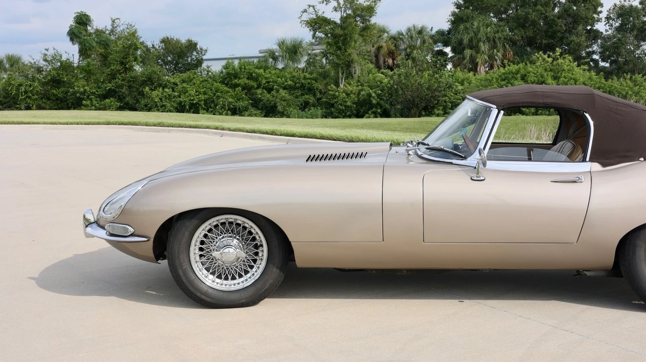 1965 Jaguar E-Type Series 1 - Image 3 of 21
