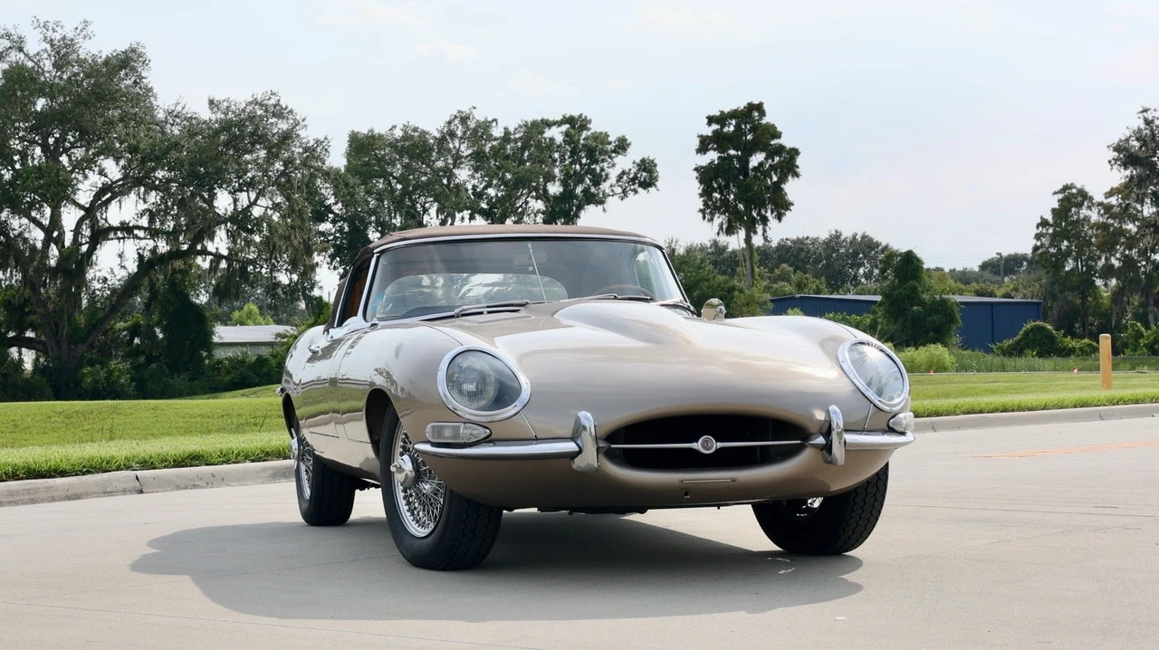 1965 Jaguar E-Type Series 1 - Image 15 of 21