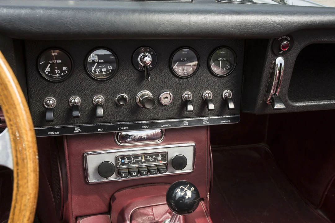 1965 Jaguar E-Type Series 1 - Image 9 of 13