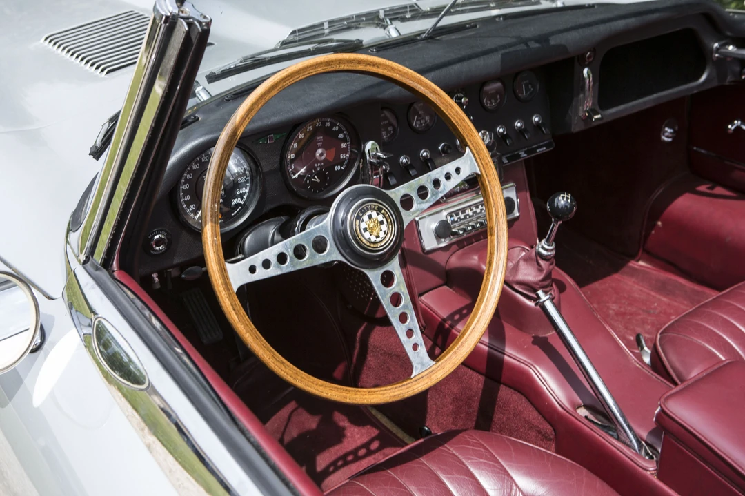 1965 Jaguar E-Type Series 1 - Image 8 of 13