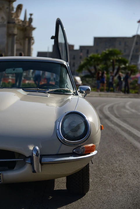 1965 Jaguar E-Type Series 1 - Image 9 of 27