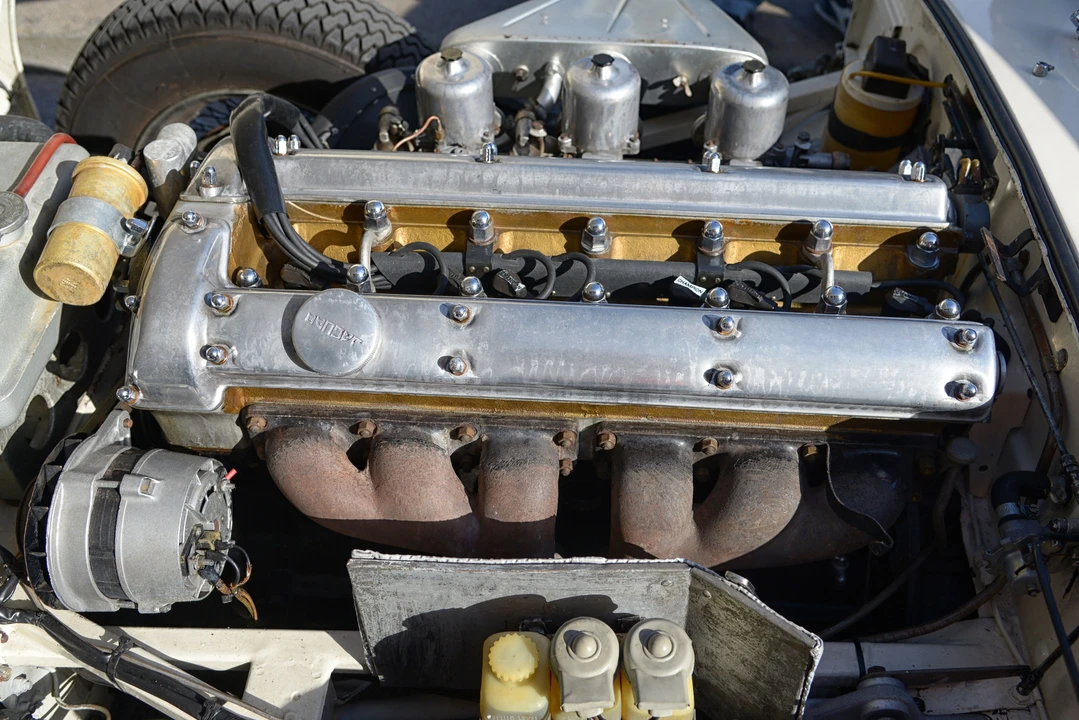 1965 Jaguar E-Type Series 1 - Image 16 of 27
