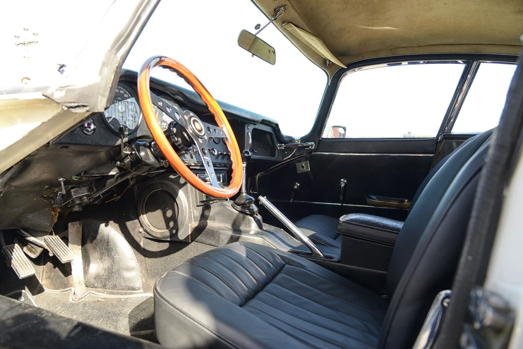 1965 Jaguar E-Type Series 1 - Image 12 of 27
