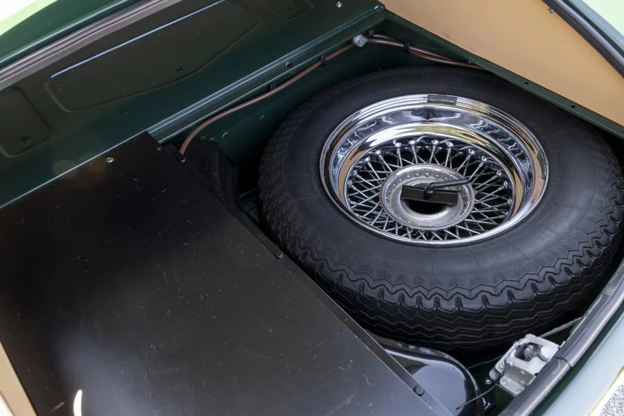 1965 Jaguar E-Type Series 1 - Image 28 of 31