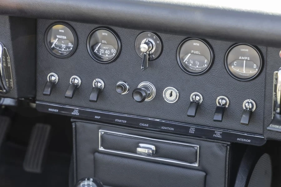1965 Jaguar E-Type Series 1 - Image 16 of 31