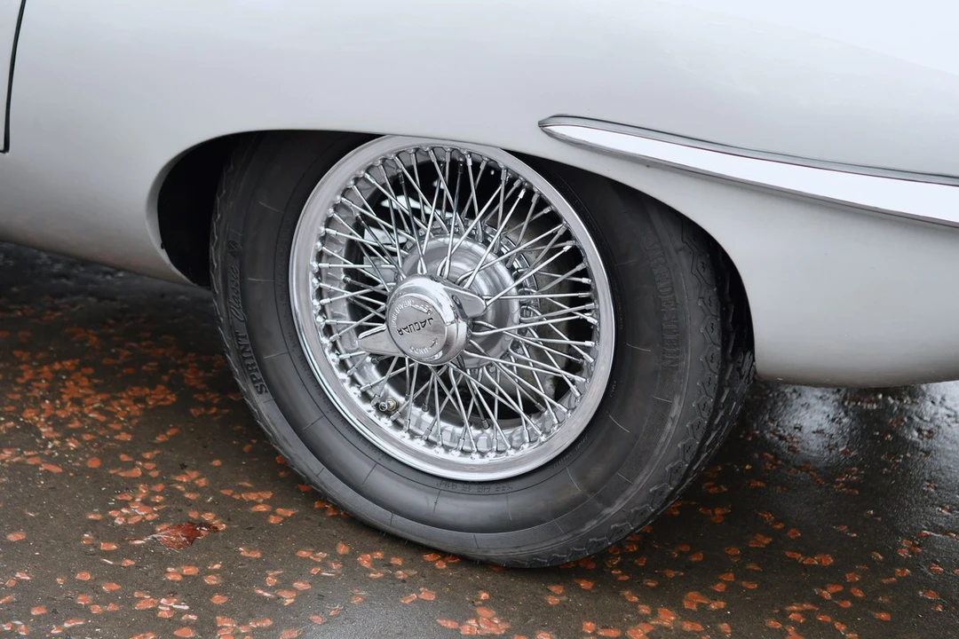 1965 Jaguar E-Type Series 1 - Image 25 of 30