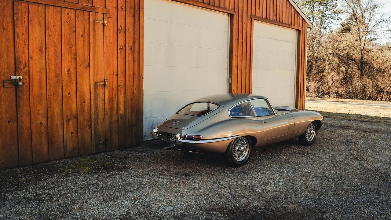 1965 Jaguar E-Type Series 1 - Image 15 of 31
