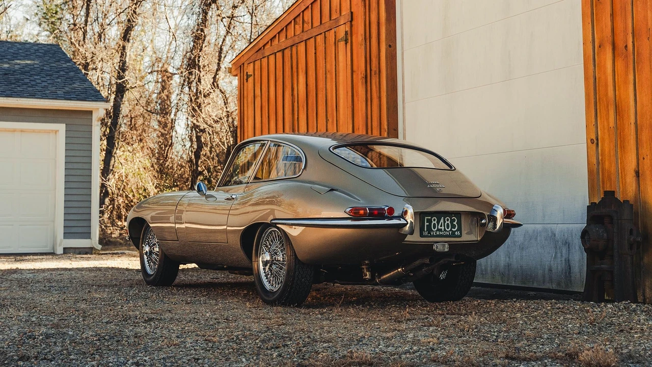1965 Jaguar E-Type Series 1 - Image 18 of 31