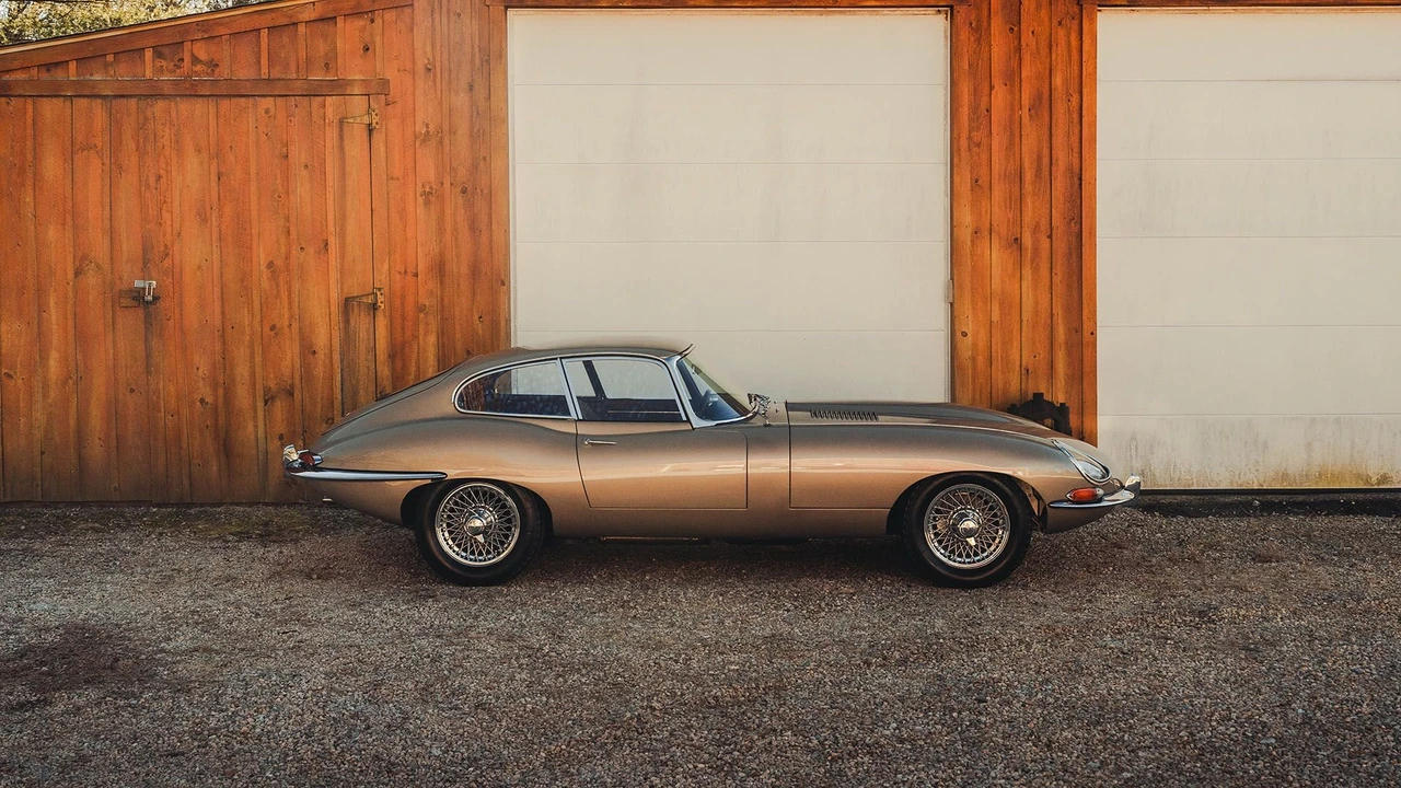 1965 Jaguar E-Type Series 1 - Image 11 of 31