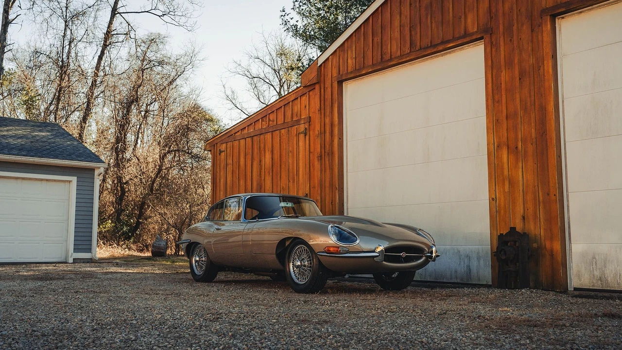 1965 Jaguar E-Type Series 1 - Image 8 of 31