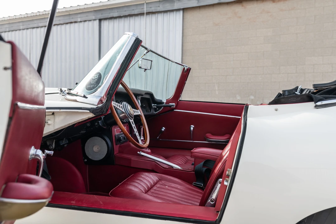 1965 Jaguar E-Type Series 1 - Image 14 of 31