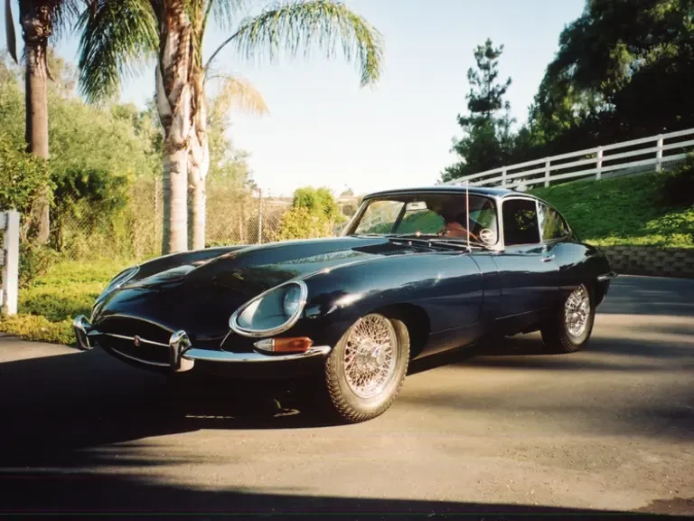 1965 Jaguar E-Type Series 1 - Image 2 of 2