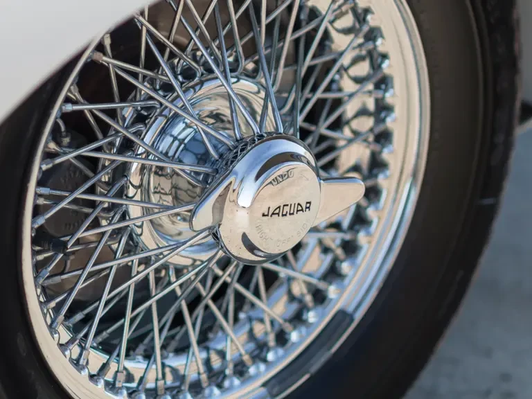 1965 Jaguar E-Type Series 1 - Image 9 of 28