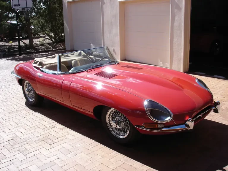 1965 Jaguar E-Type Series 1 - Image 2 of 2