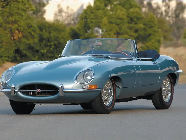 1965 Jaguar E-Type Series 1 - Image 2 of 2