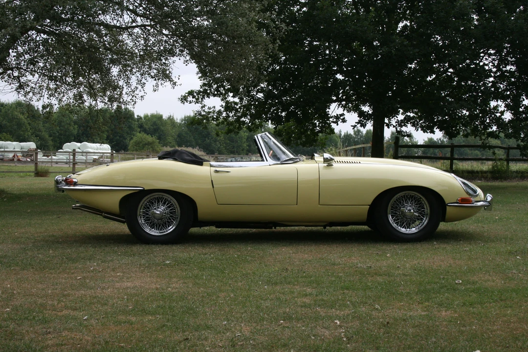 1965 Jaguar E-Type Series 1 - Image 5 of 8