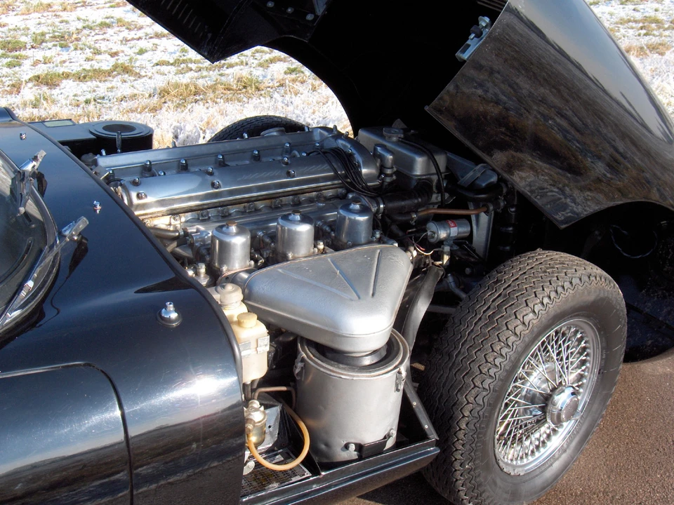 1965 Jaguar E-Type Series 1 - Image 4 of 6