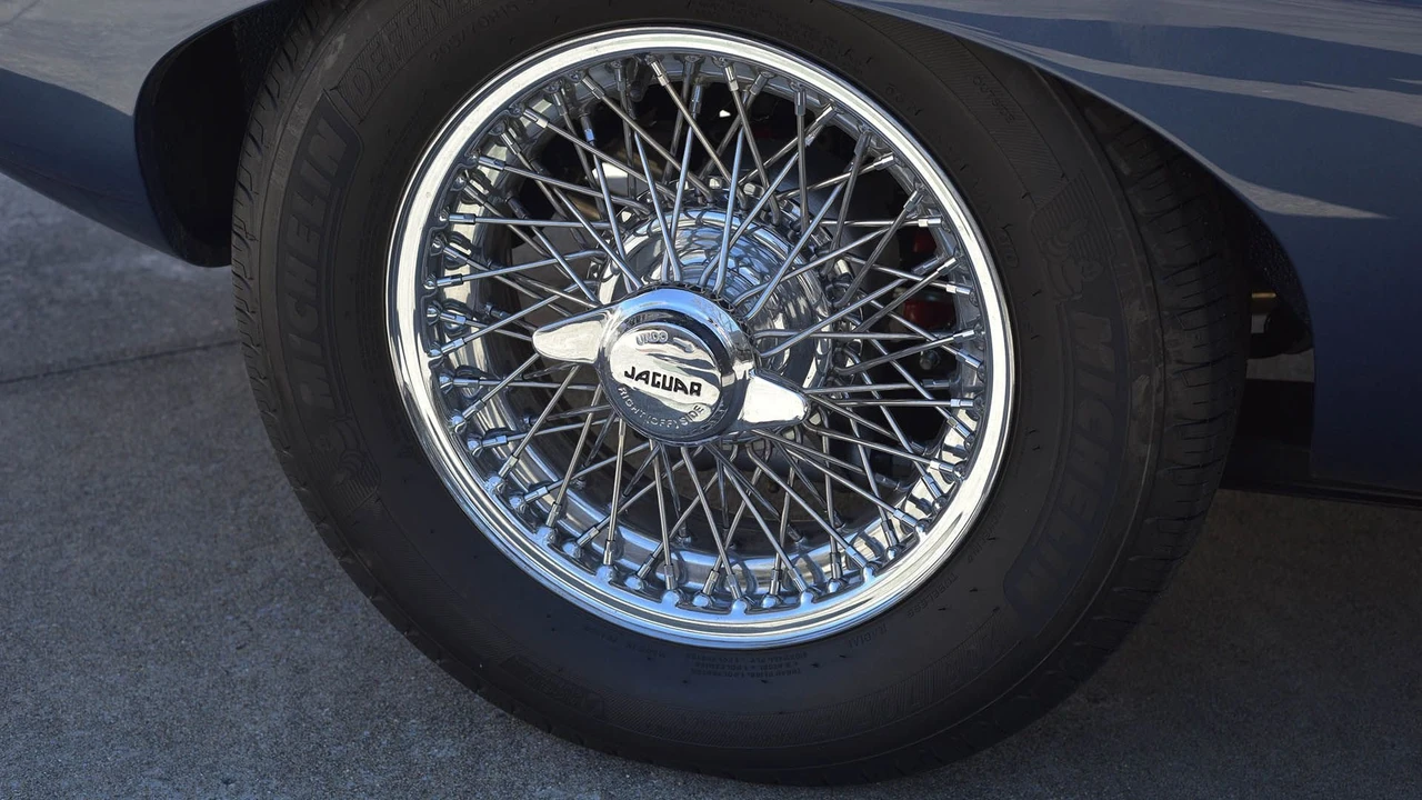 1965 Jaguar E-Type Series 1 - Image 31 of 31