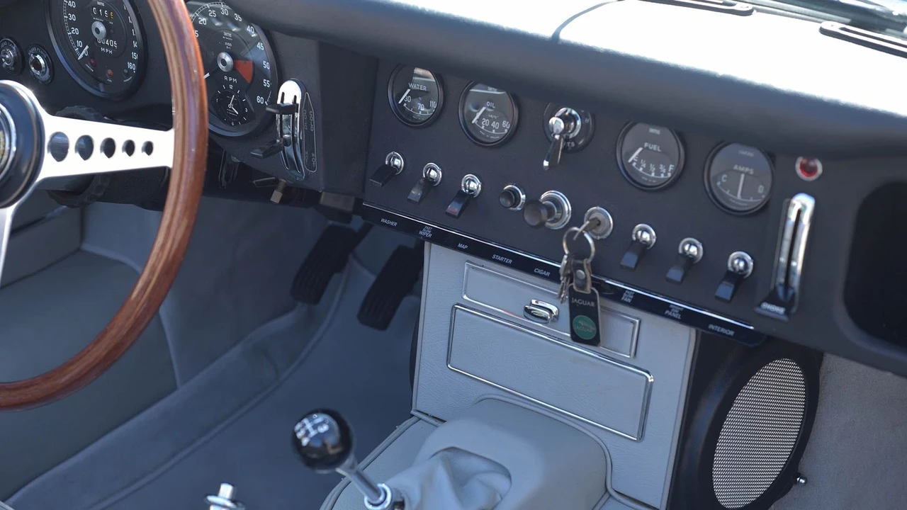 1965 Jaguar E-Type Series 1 - Image 7 of 31