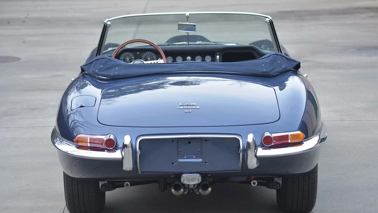 1965 Jaguar E-Type Series 1 - Image 16 of 31