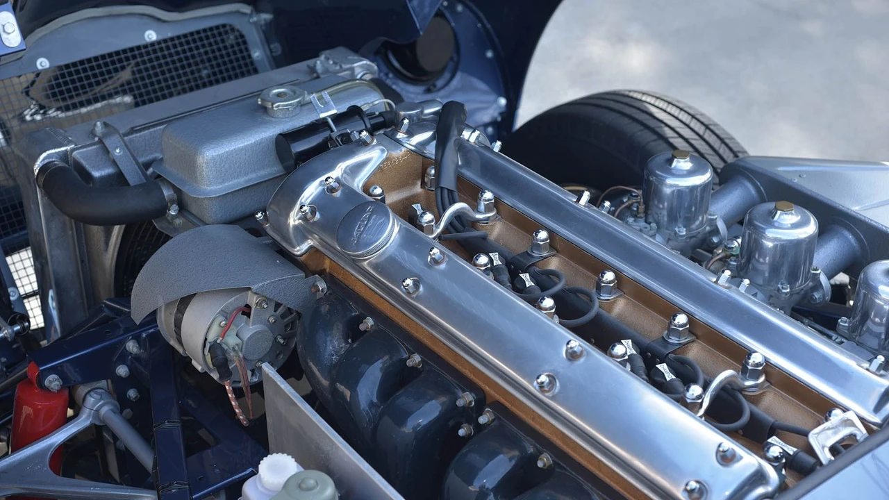 1965 Jaguar E-Type Series 1 - Image 8 of 31