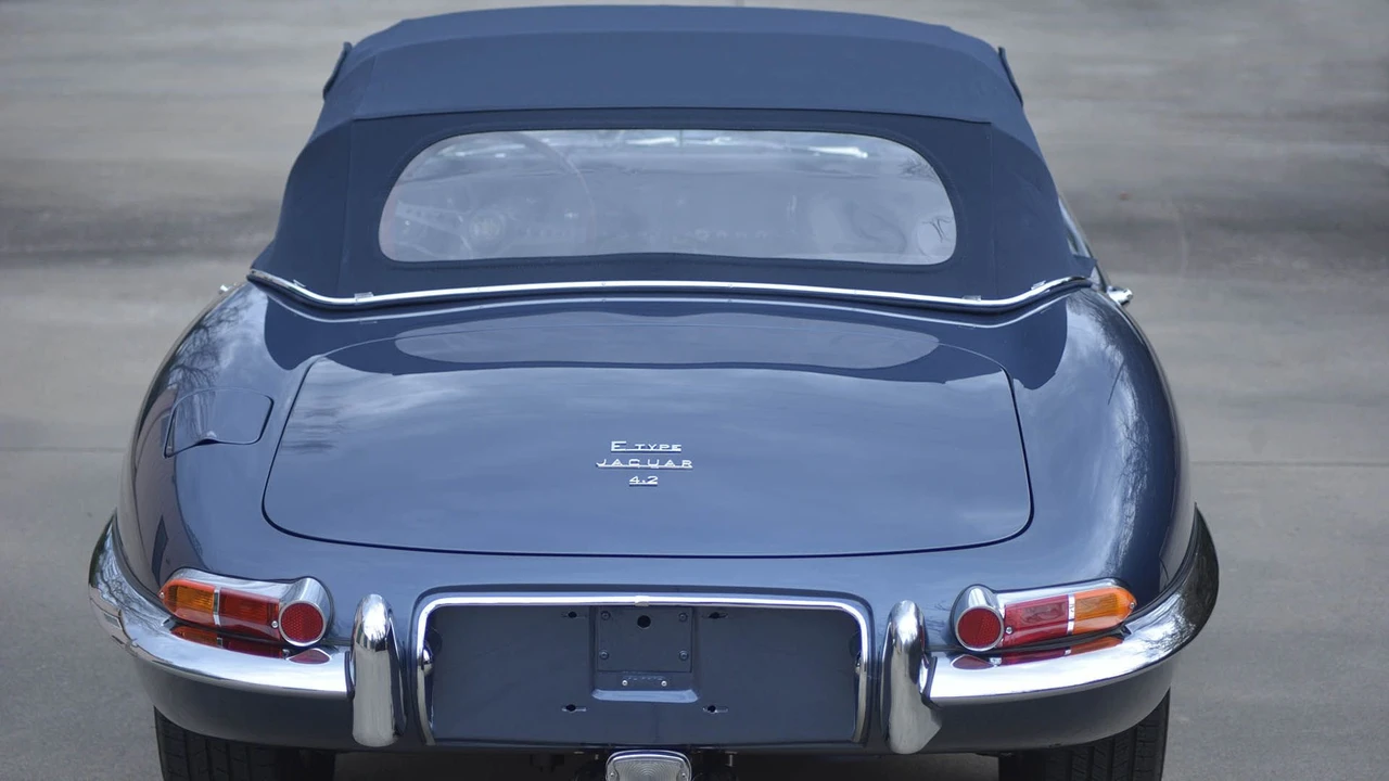 1965 Jaguar E-Type Series 1 - Image 15 of 31