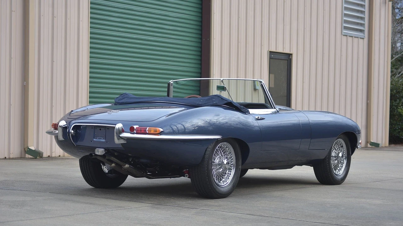 1965 Jaguar E-Type Series 1 - Image 19 of 31