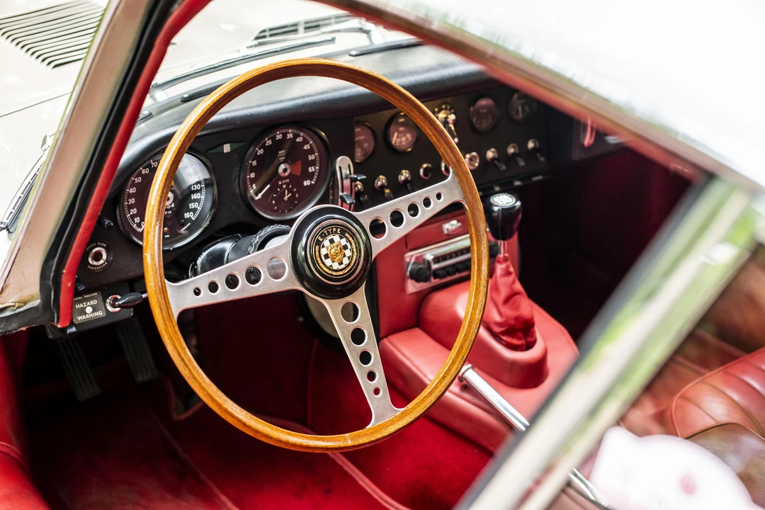 1965 Jaguar E-Type Series 1 - Image 10 of 31
