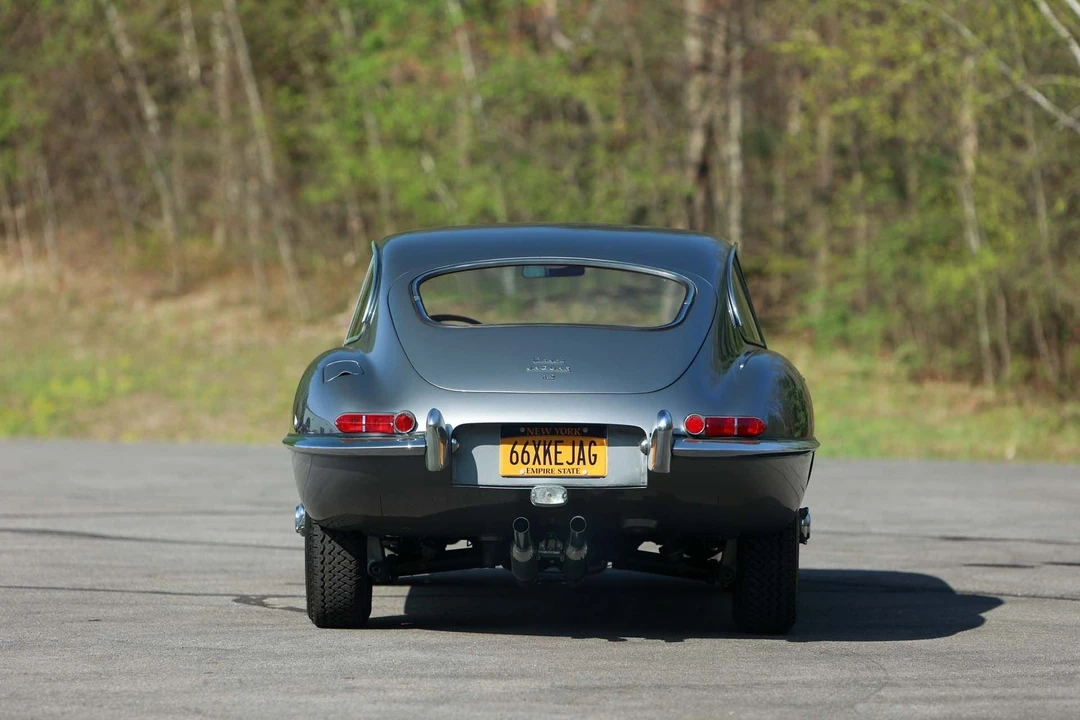 1965 Jaguar E-Type Series 1 - Image 10 of 31