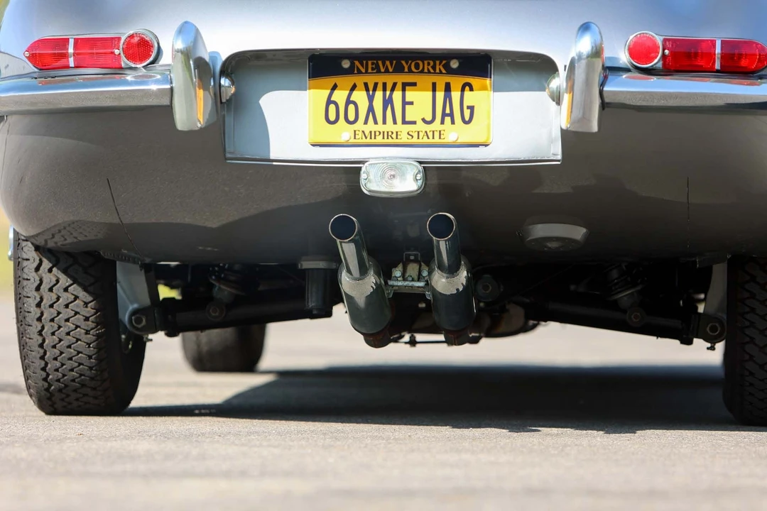 1965 Jaguar E-Type Series 1 - Image 26 of 31