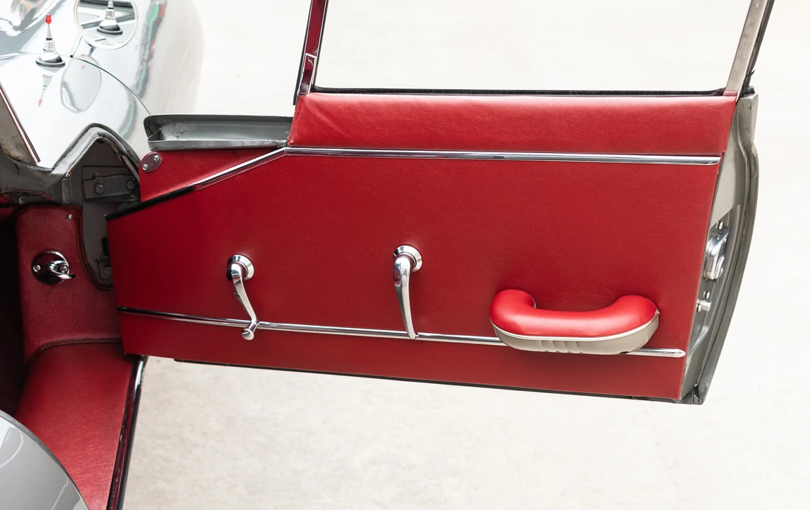 1965 Jaguar E-Type Series 1 - Image 12 of 31