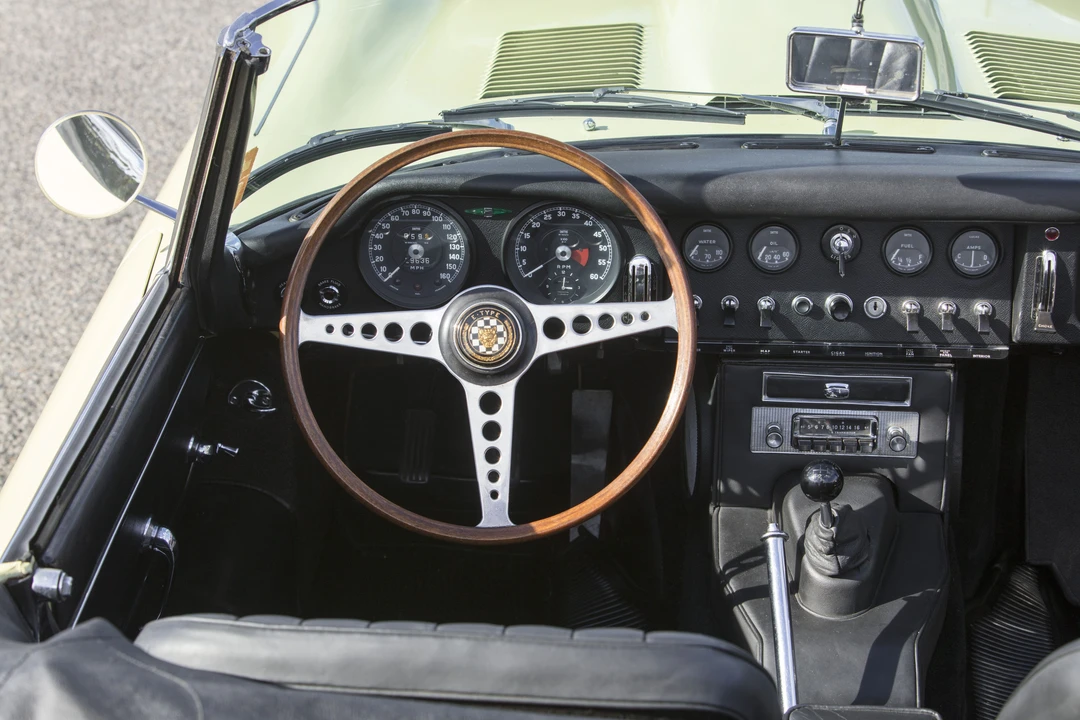 1965 Jaguar E-Type Series 1 - Image 18 of 31