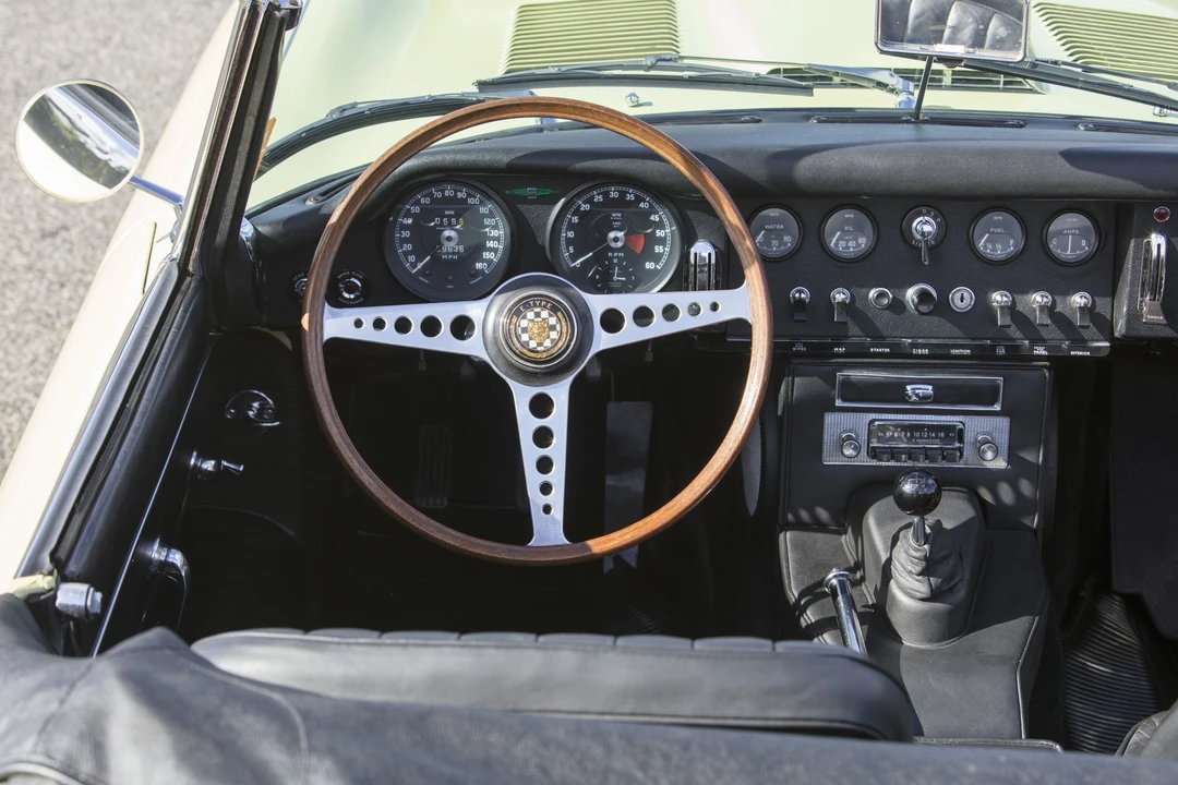 1965 Jaguar E-Type Series 1 - Image 17 of 31