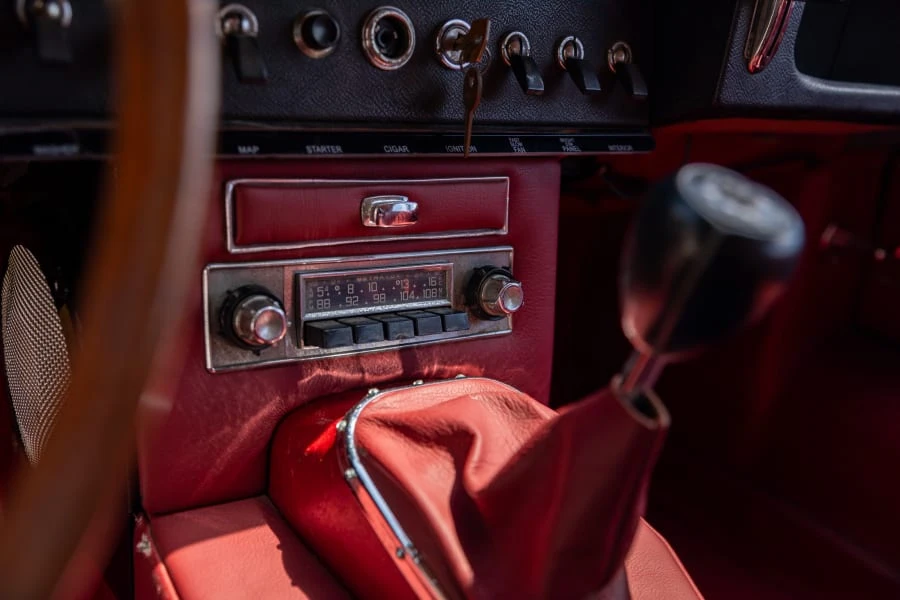 1965 Jaguar E-Type Series 1 - Image 17 of 25