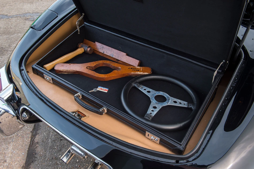1965 Jaguar E-Type Series 1 - Image 21 of 25