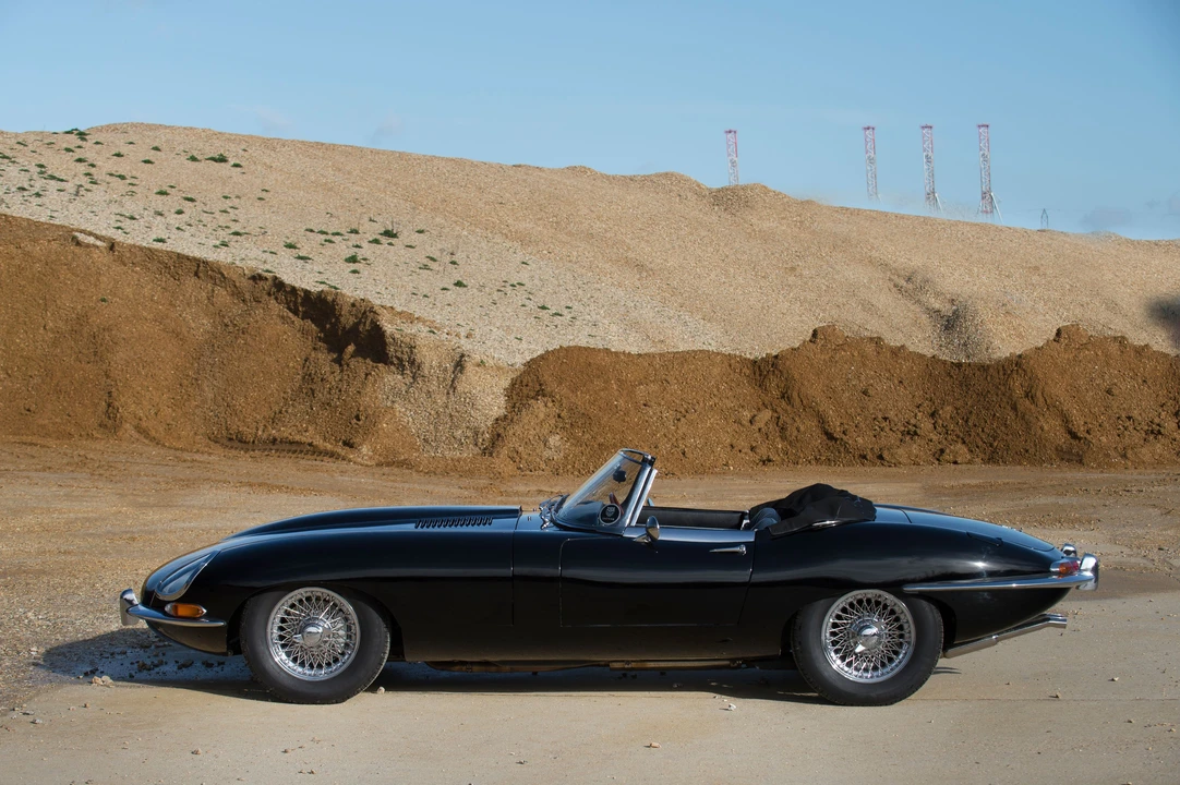 1965 Jaguar E-Type Series 1 - Image 10 of 25