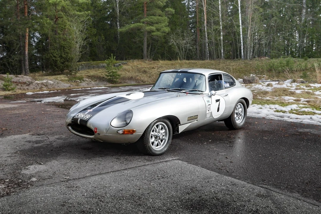 1965 Jaguar E-Type Series 1 - Image 5 of 31