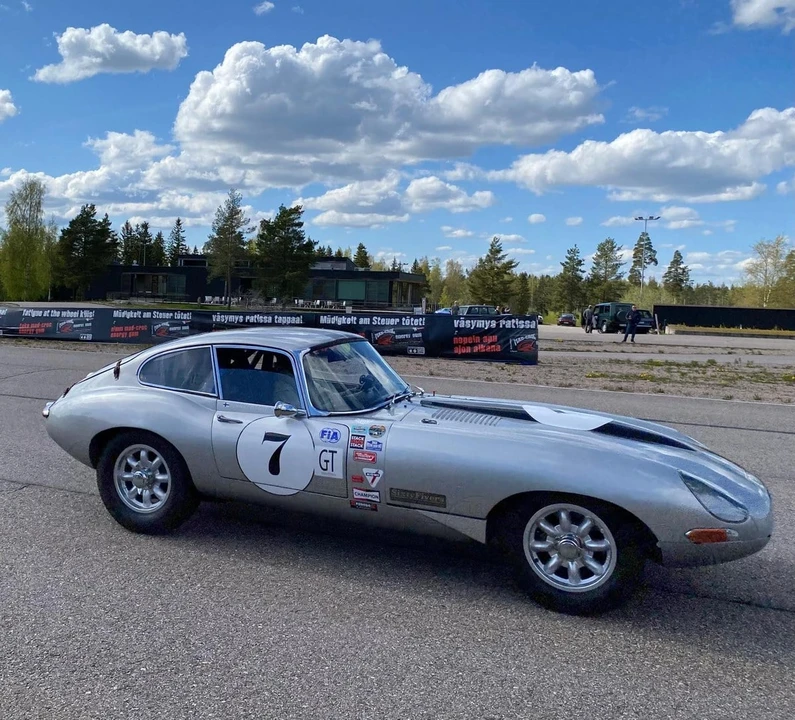 1965 Jaguar E-Type Series 1 - Image 3 of 31