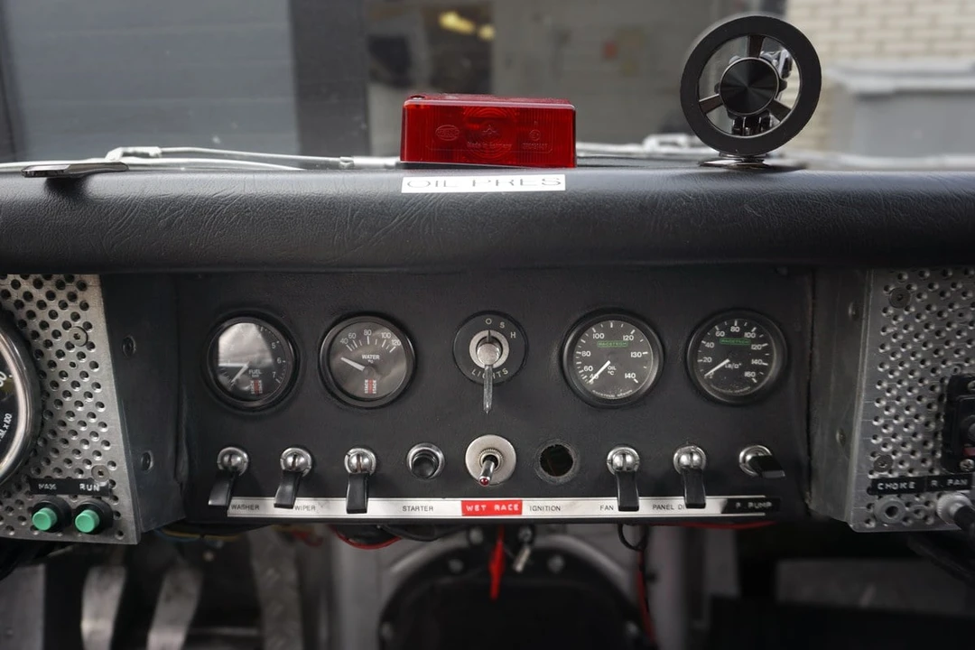 1965 Jaguar E-Type Series 1 - Image 29 of 31