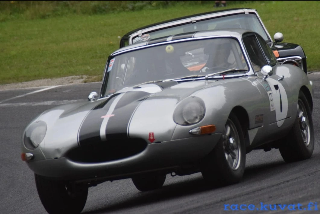1965 Jaguar E-Type Series 1 - Image 2 of 31