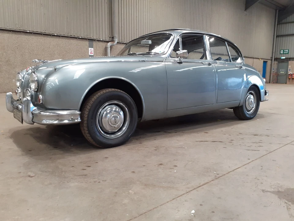 1965 Jaguar Mark II - Image 9 of 30