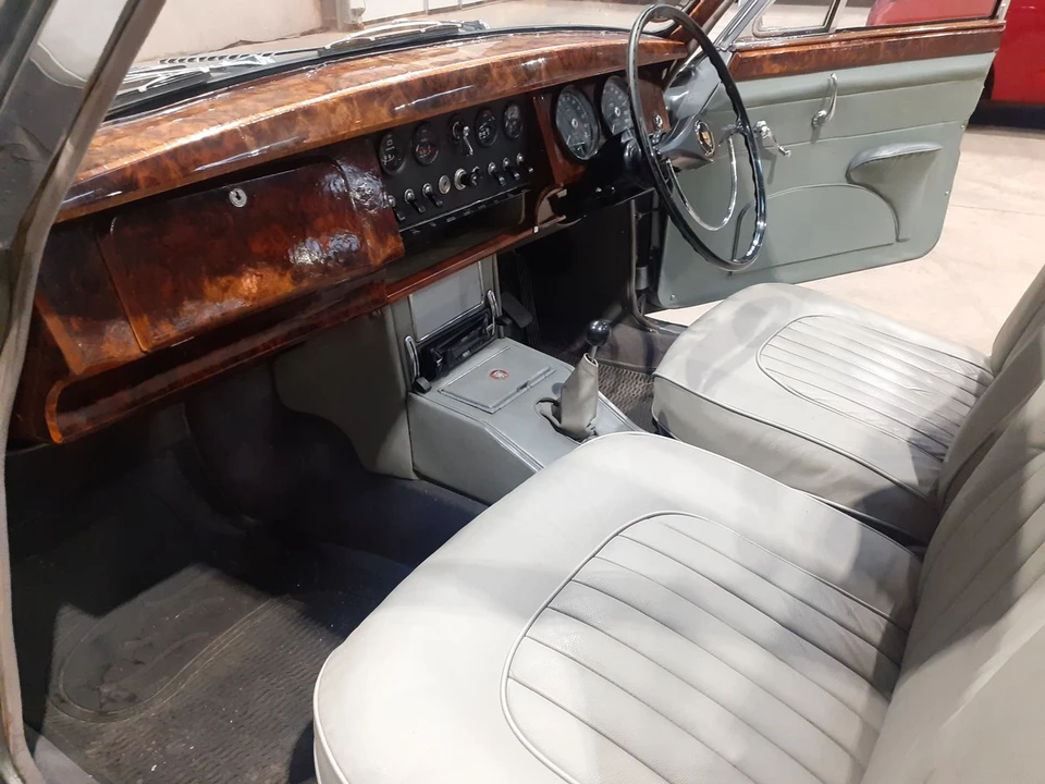 1965 Jaguar Mark II - Image 17 of 30
