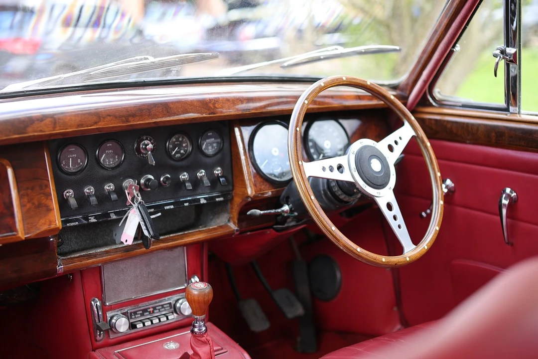 1965 Jaguar Mark II - Image 25 of 30