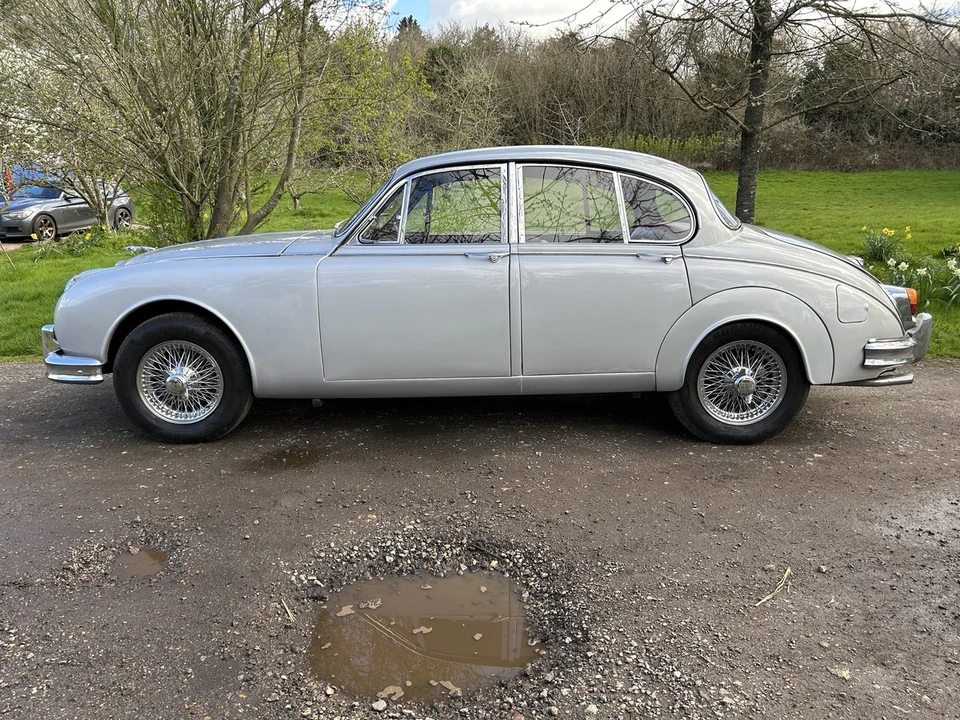 1965 Jaguar Mark II - Image 17 of 30