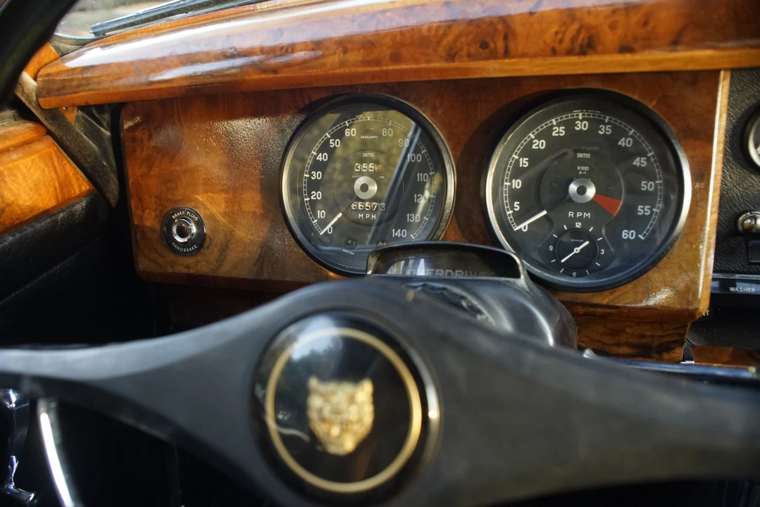 1965 Jaguar Mark II - Image 17 of 31