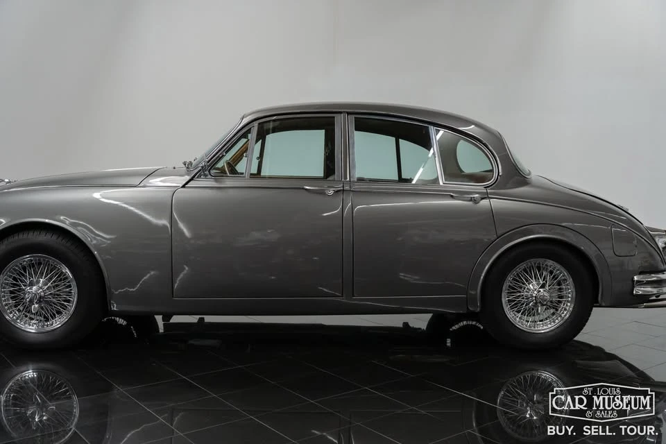 1965 Jaguar Mark II - Image 9 of 20
