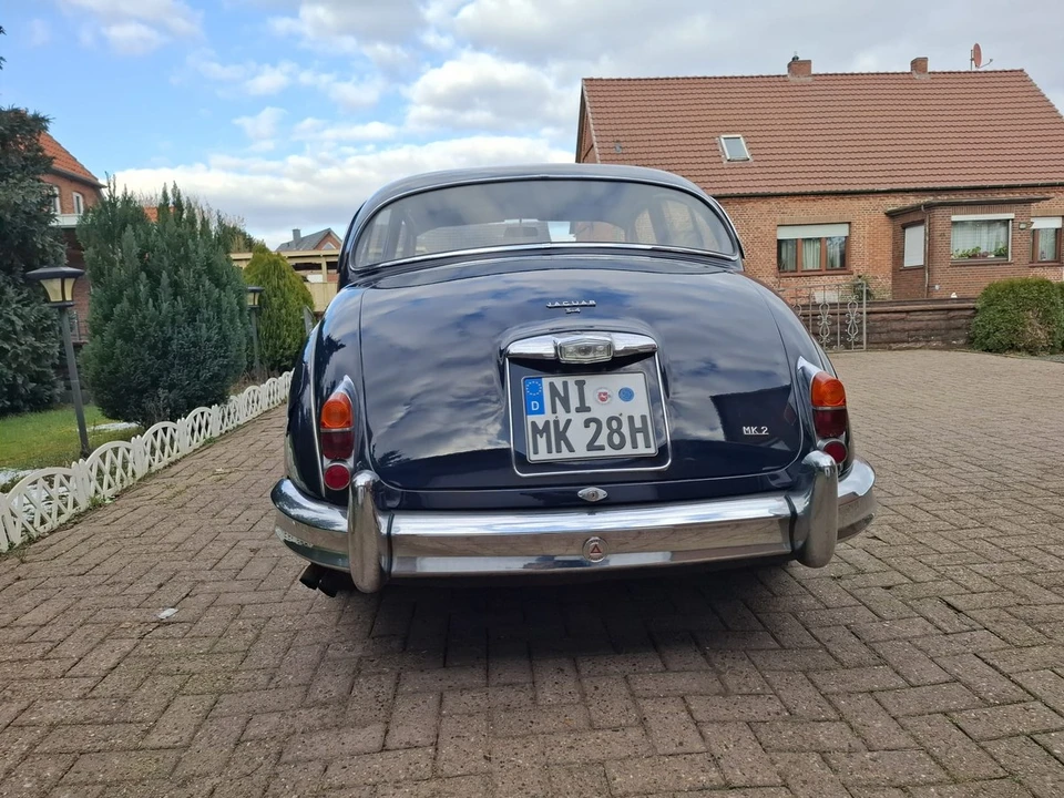 1965 Jaguar Mark II - Image 6 of 30