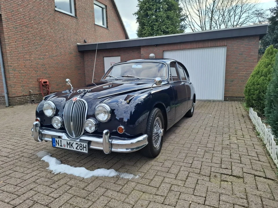 1965 Jaguar Mark II - Image 10 of 30