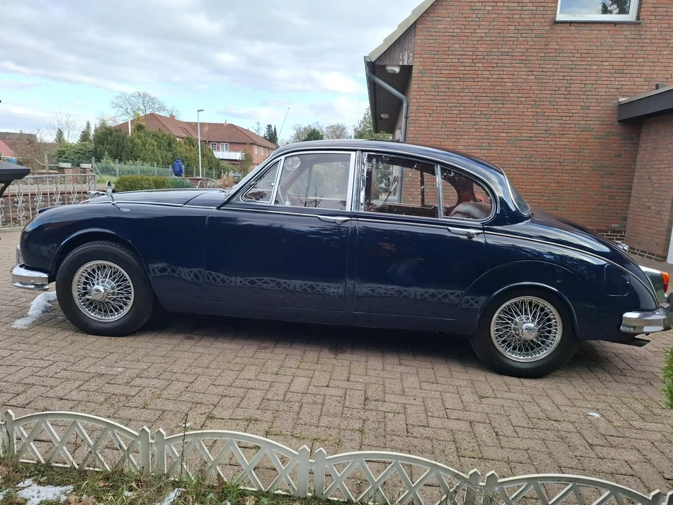 1965 Jaguar Mark II - Image 11 of 30