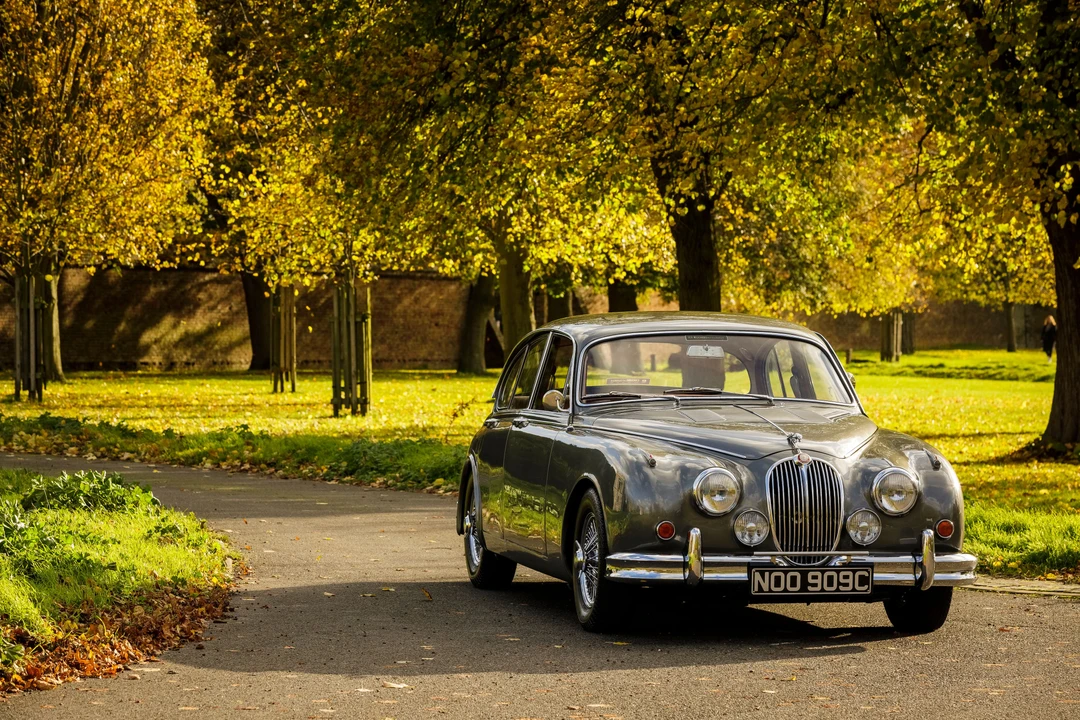 1965 Jaguar Mark II - Image 2 of 31